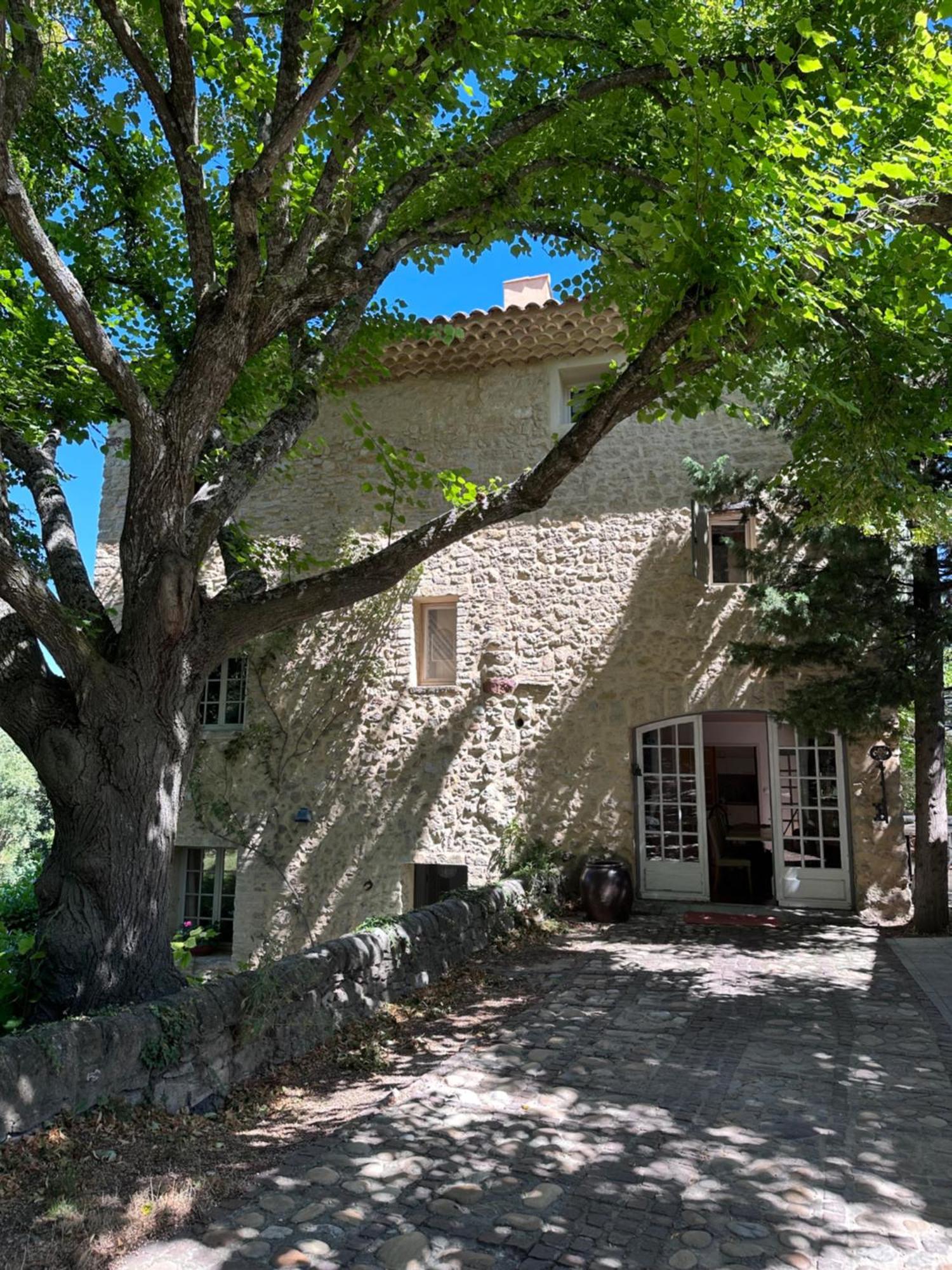 Moulin d'Antelon B&B Crillon-le-Brave Extérieur photo
