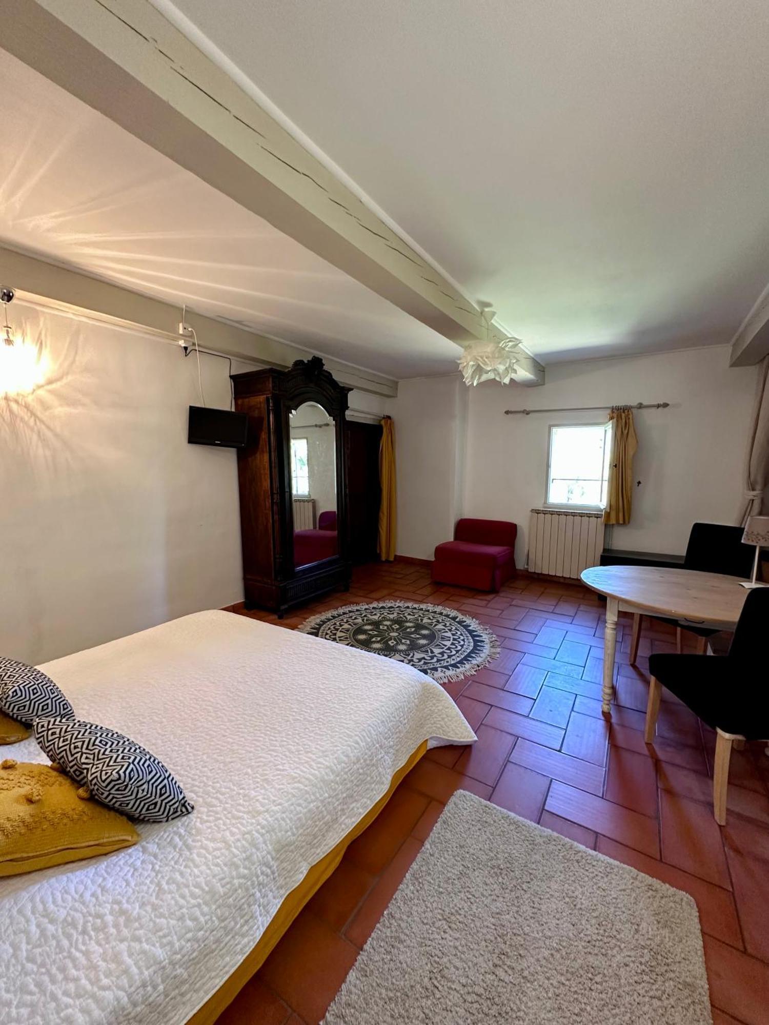 Moulin d'Antelon B&B Crillon-le-Brave Extérieur photo